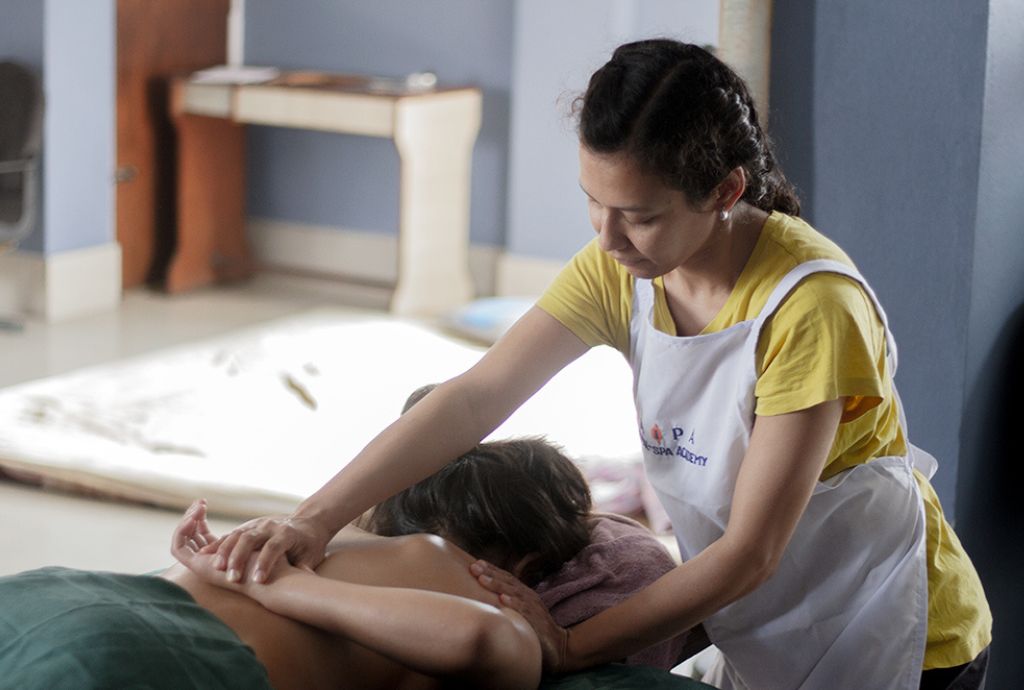 Certificate-III in Massage Therapy AIPA Nepal | Most Recommended Spa & Massage Training Academy